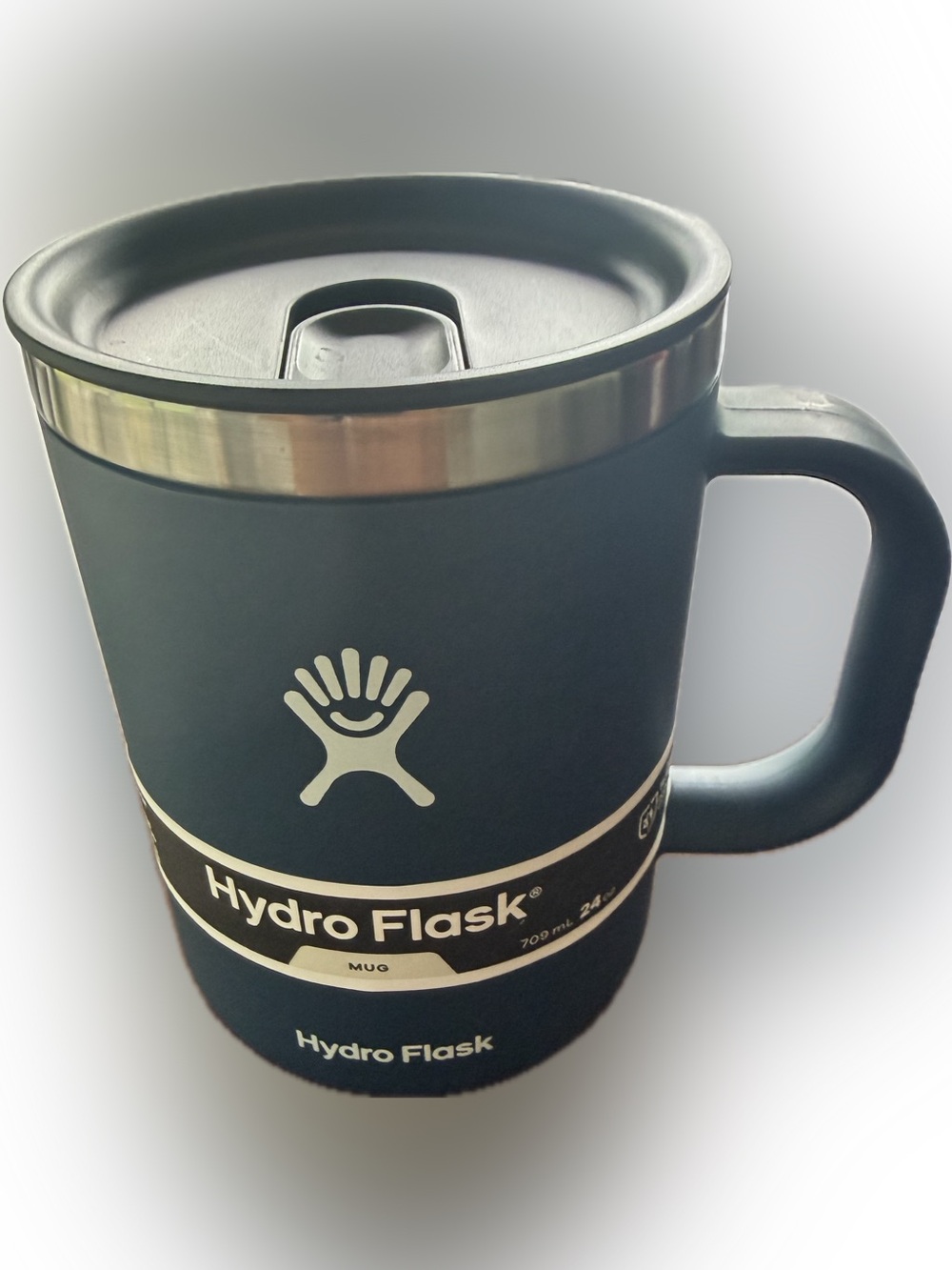 Hydro Flask 24oz large mug - color: indigo *NWT*